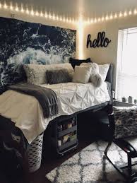 51 Cute Dorm Room Ideas That You Need To Copy Right Now Dorm Room Ideas Tumblr College Common College Dorm Room Decor College Bedroom Decor Cool Dorm Rooms