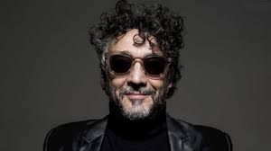 Argentinian singer and songwriter known as much for his commercial success as the political tone of his music, which often looks at poverty and exploitation. Las 23 Mejores Frases De Fito Paez Procrastina Facil