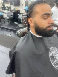 Barber with established clientele wanted in Deep Ellum