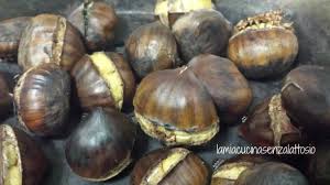 Le castagne bollite sono una ricetta classica della stagione autunnale, sopratutto per i mesi di ottobre e novembre dove è facile trovare le castagne fresche. Come Cuocere Le Castagne La Mia Cucina Senza Lattosio