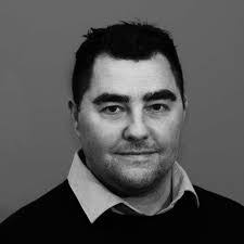 Darren Field's Instagram, Twitter & Facebook