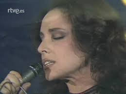 Mandy and Lola Bingham sing Days of Pearly Spencer David McWilliams,  Mandy's dad's song 👌🎤🎸🎶