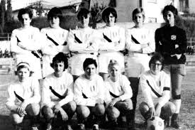 L'imprenditore bresciano era già da tanti anni nel mondo del calcio, essendo stato presidente dell'ospitaletto (facendola arrivare dai dilettanti alla c) e . Breve Storia Del Calcio Femminile Gazzetta Dello Sport Native Maker