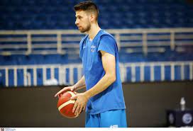 Ο 30χρονος άσος της αεκ έφυγε άρον άρον από την πατρίδα του μετά την ιατρική γνωμάτευση ότι αντιμετωπίζει πρόβλημα στους. E8nikh H Proponhsh Kai H Synentey3h Typoy Mesa Apo Fwtografies Kai Video