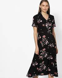 Meghan markle has been compared to wallis simpson in her styling for her oprah winfrey interview. Buy Black Dresses For Women By Harpa Online Ajio Com