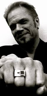 MÖTEN. METALL. MUSIK.