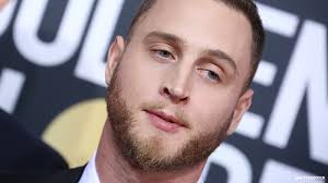The humour and cringe comes because he raised a kid that knows none of these things. Tom Hanks Son Chet Hanks Accused Of Abusing Girlfriend In Sugar Land Home Abc13 Houston