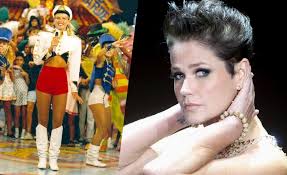 Letras de músicas de xuxa como 'parabéns da xuxa', 'doce mel', 'xuxalelê', 'os numeros', 'cabeça, ombro, joelho e pé', 'lua de cristal' e mais músicas para ouvir! Xuxa Makes Modeling Comeback Brazilian Star To Invade Rio Moda Rio In 80s Inspired Runway