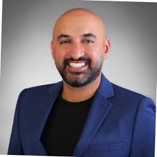 10 year work anniversary here and I have some quick thoughts… A lot has  changed over the last decade. Many more gray hairs, as you can see. Airline  miles and Marriott points.