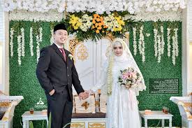 Pengantin adat jawa hijab syar'i. Fotografer Pernikahan Wedding Yogyakarta Indonesia Via Foto Pengantin Muslim Jawa Hijab Syar I
