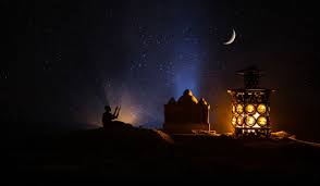 Apalagi untuk saat ini teramat mudah sekali dimulai dari terbenam matahari pada malam hari raya berlanjut sampai shalat idul fithri. 3 Amalan Di Malam Takbiran Idul Fitri Untuk Meraih Kemuliaan Kumparan Com