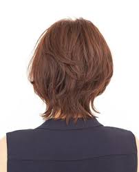 ウルフ系でかっこよさに色っぽさをプラスa 40代のショートヘア ヘアスタイル ヘアカット ボブヘア