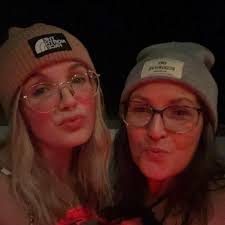 Caroline Blain in people