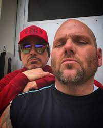 This is a terrible and shocking tragedy. Robert Downey Jr Fr Auf Twitter Nouvelle Photo De Robert Downey Jr Avec Jimmy Rich The Old Men And The Sea Now Is No Time To Think Of What You