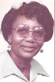 Ella Scott's Instagram, Twitter & Facebook