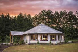 Deltec Model Homes Prefab Home Tours Deltec Tours Deltec Homes Octagon House Model Homes House Architecture Design