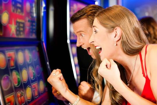 How to play slots: Our expert guide - FIRST.com
