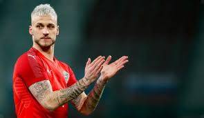 Die österreichische nationalmannschaft ist in der nacht auf montag zurück in das teamquartier nach seefeld gekommen. Ofb Team Mourinho In Innsbruck Because Of Arnautovic Sport World
