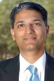 Mathew Isaac's Instagram, Twitter & Facebook