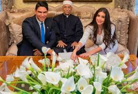 التمرّن في المنزل خلال العزل الصحي، من أجل رفع مستوى الجهاز المناعي والتخفيف من الضغوط. ØµÙˆØ± Ø®Ø§ØµØ© Ù…Ù† Ø¹Ù‚Ø¯ Ù‚Ø±Ø§Ù† Ø£Ø­Ù…Ø¯ Ø£Ø¨Ùˆ Ù‡Ø´ÙŠÙ…Ø© Ùˆ ÙŠØ§Ø³Ù…ÙŠÙ† ØµØ¨Ø±Ù‰ Ø´Ø¨ÙƒØ© Ø§Ù„Ù‡Ø¯Ù
