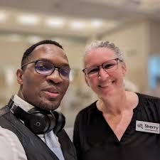 Wrapping up May with an incredible celebration! 🎉 It's been a blast  celebrating newlyweds and reconnecting with past clients. Hayden and Will's  wedding was no exception. Congrats to the happy couple! 💍