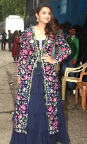 Photos Parineeti Tabu Golmaal Again Co Stars On Drama Company Bollywood Dress Fancy Gowns Impressive Clothes But now we hear that the actress had initially turned down golmaal again. photos parineeti tabu golmaal again