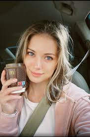 an ideal weekend is a combination of coffee and travel ☕️🏎️ — Bilochka ASMR