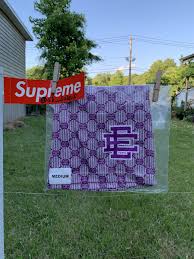 Nuovissimi pantaloncini Eric Emanuel viola EE monogramma Gucci stampa base  mediu