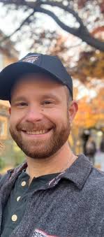 Hey everyone! I'll be going live in a bit, and let's be honest, my shows  lately have been quieter than a library at midnight 😂 So if you've got a  second, swing