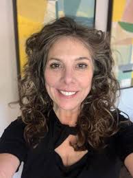 Liz Crabtree's Instagram, Twitter & Facebook