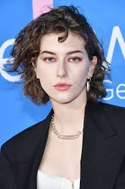 King Princess Biography: Partner, Age, Wikipedia, Parents, Siblings, Songs,  Awards, Height, Instagram