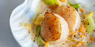 Saint Jacques Et Creme Aux Ecorces D Agrumes Recettes Recette Recette Entree Facile Recettes De Cuisine Recette