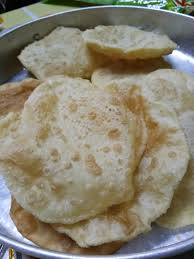 125 g tepung terigu, 75 ml air, 1 sdt minyak sayur, sedikit garam. Resepi Roti Puri Mudah Cerita Ita