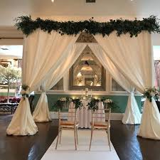 Asimismo te muestro algunas imágenes de bodas decoradas con objetos reciclados. Decoracion Para Ceremonia Civil Ideas Para Las Fiestas Infantiles Para Mujeres Hombres 15 Anos Y Bodas