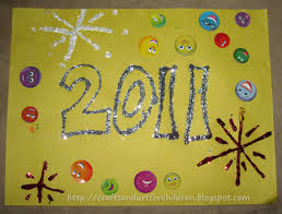 These new years eve crafts for toddlers are easy to make but look fantastic! New Year S Crafts For Kids Artsy Momma