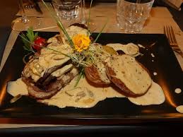 Ce Plat Dont Je Ne Sais Plus Le Nom Avec Pommes De Terres Viande Foie Gras Etait Un Pur Delice Picture Of Ma Belle Cuisine Avignon Tripadvisor