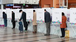 경향포토 4.7 서울시장 보궐선거 사전투표소… Qg Ivaaikzoqam