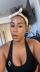 There's always that one friend. #reels #viral #comedy #funny #women #Jokes  #friends #explore