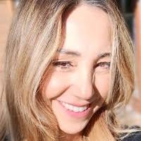 100+ profili “Deborah”