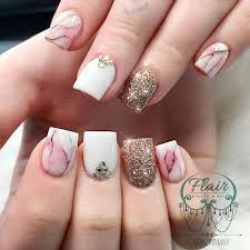 They are not to be confused with their conservative older cousin, almond nails, or their wild sibling, coffin nails. Cute Short Acrylic Nail Designs Lewisburg District Umc