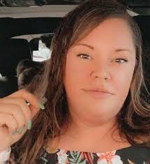 Jillian Hardin's Instagram, Twitter & Facebook