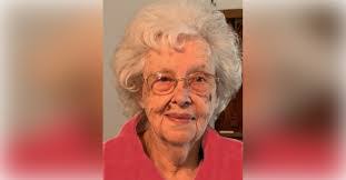 Sharon Pickett's Instagram, Twitter & Facebook