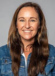 Joanna Chandler's Instagram, Twitter & Facebook