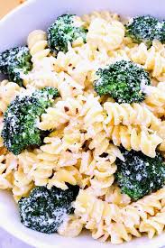 Easy Lemon Ricotta Pasta With Broccoli Recipe Ricotta Pasta Lemon Pasta Recipes Broccoli Recipes