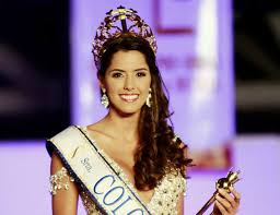 La 1.ª edición del certamen miss universe colombia se realizó el lunes 16 de noviembre en el pabellón de cristal de la ciudad de barranquilla. Miss Universe Colombia S Paulina Vega Clinches The 2014 Title Lifestyle News