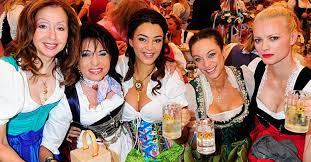 Oktoberfestblumenau.com.br brazil's largest beer celebration is held annually since 1984 in blumenau, located in itajai valley (vale do itajaí) in santa catarina state in southern brazil. Zum Highlight Des Oktoberfests Auf Der Damenwiesn Feiern