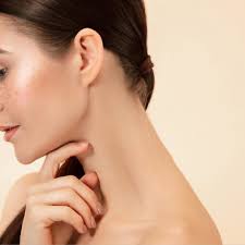 Neck Lift untuk Kontur Rahang dan Wajah