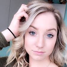 Tonya Slone's Instagram, Twitter & Facebook