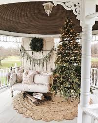 Liz Marie Blog Lizmariegalvan Instagram Photos And Videos Christmas Porch Decor Front Porch Christmas Decor Farmhouse Style Christmas