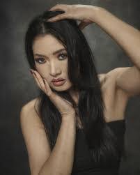 Shawn Demoss's Instagram, Twitter & Facebook